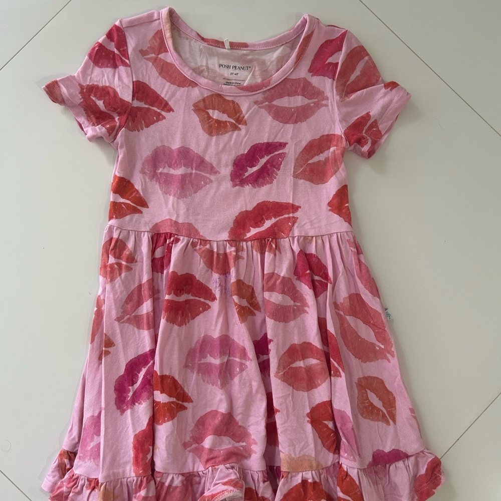 Posh peanut dress